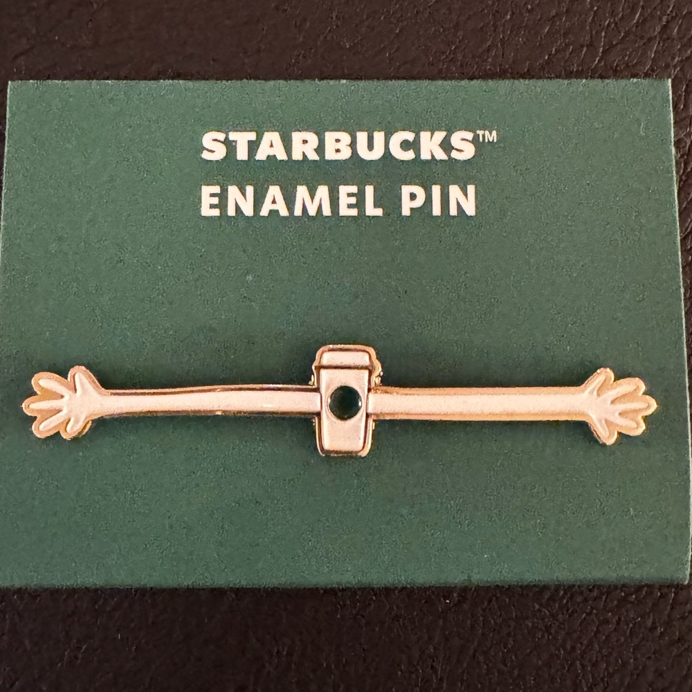 NWT💚Starbucks 2026 Spring Coffee Hugs Enamel Pin